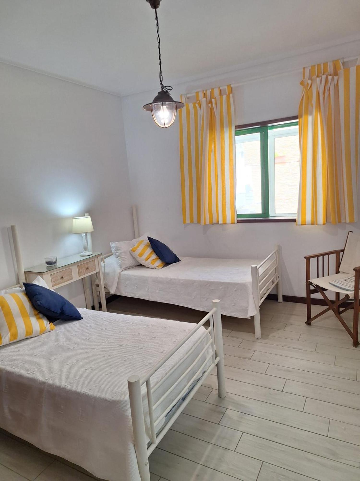 La Casa De Isa En Aveiro Apartment Luaran gambar